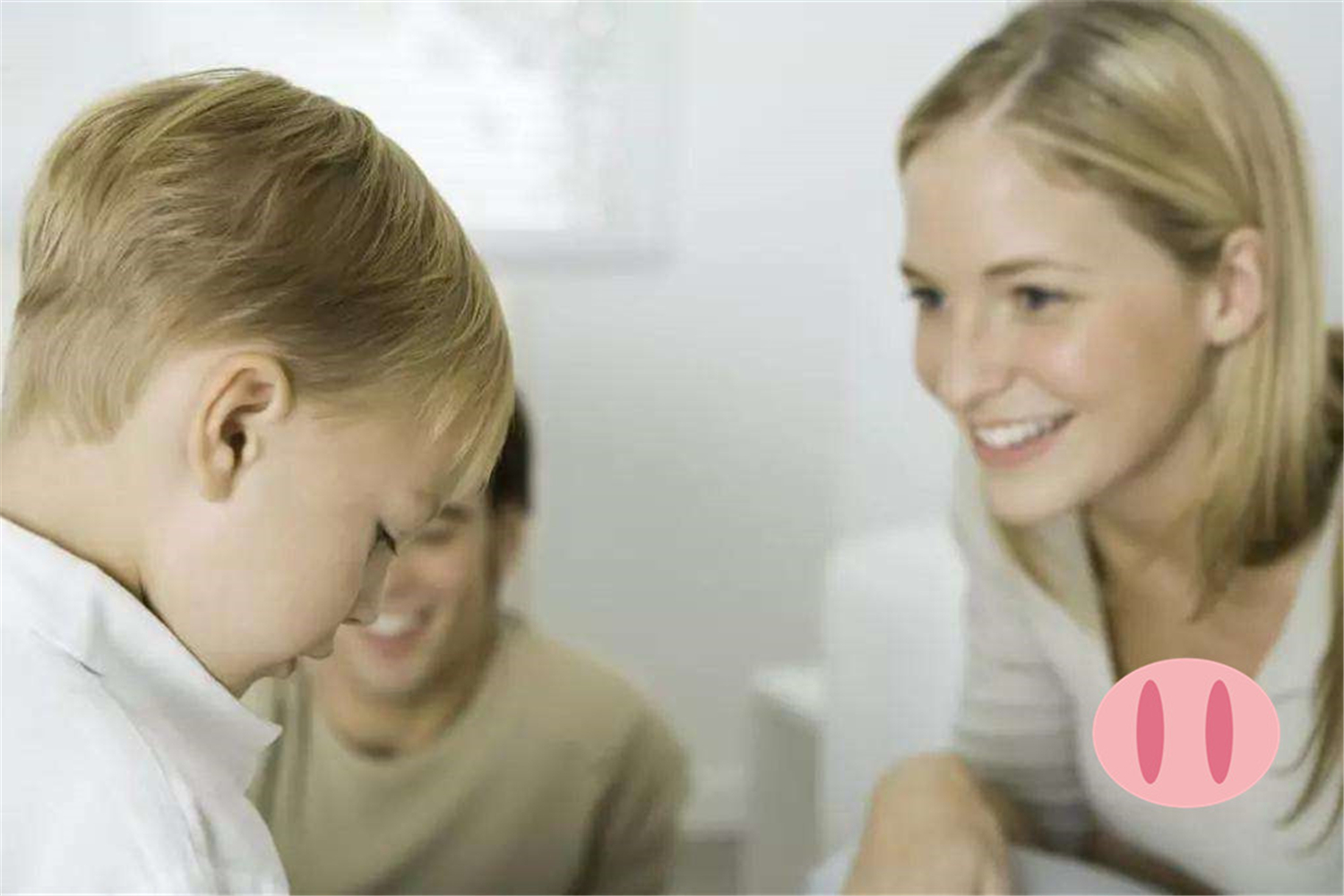 小孩憋尿不去卫生间怎么办,孩子晚上憋尿不愿上厕所怎么办