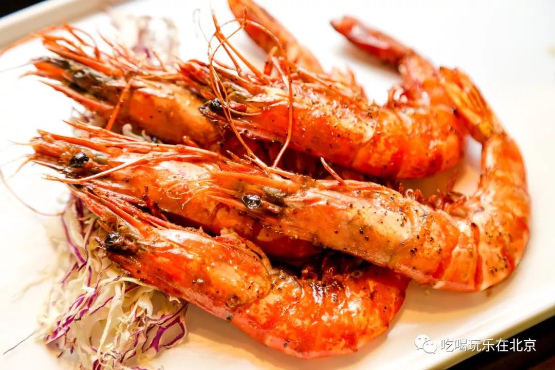 吃海鲜龙虾帝王蟹自助,海胆海鳌虾自助