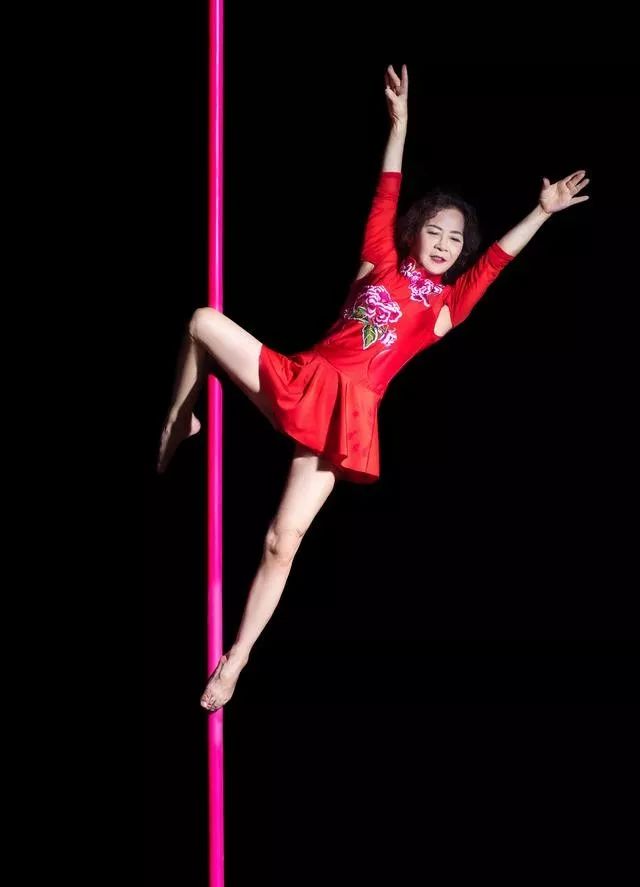 赵丽颖素颜照判若两人,赵丽颖半面照