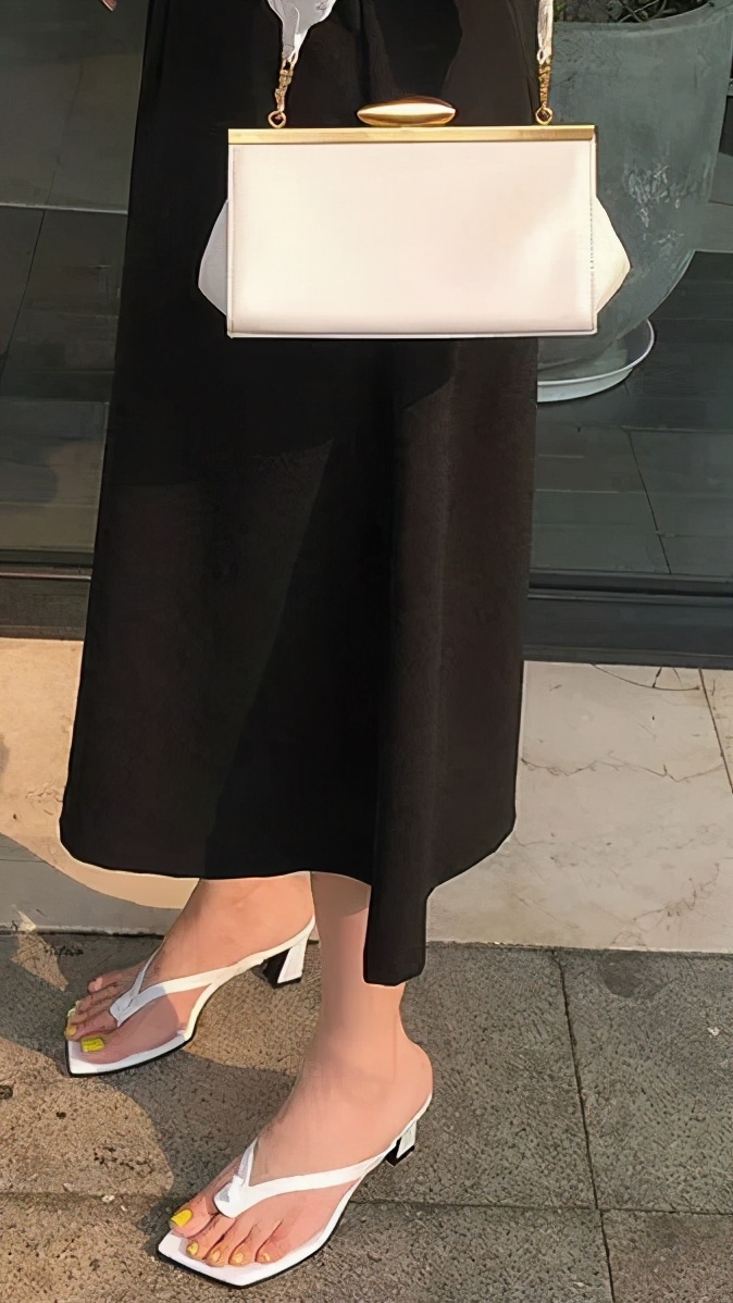 送礼困难？小众包包怎么样？