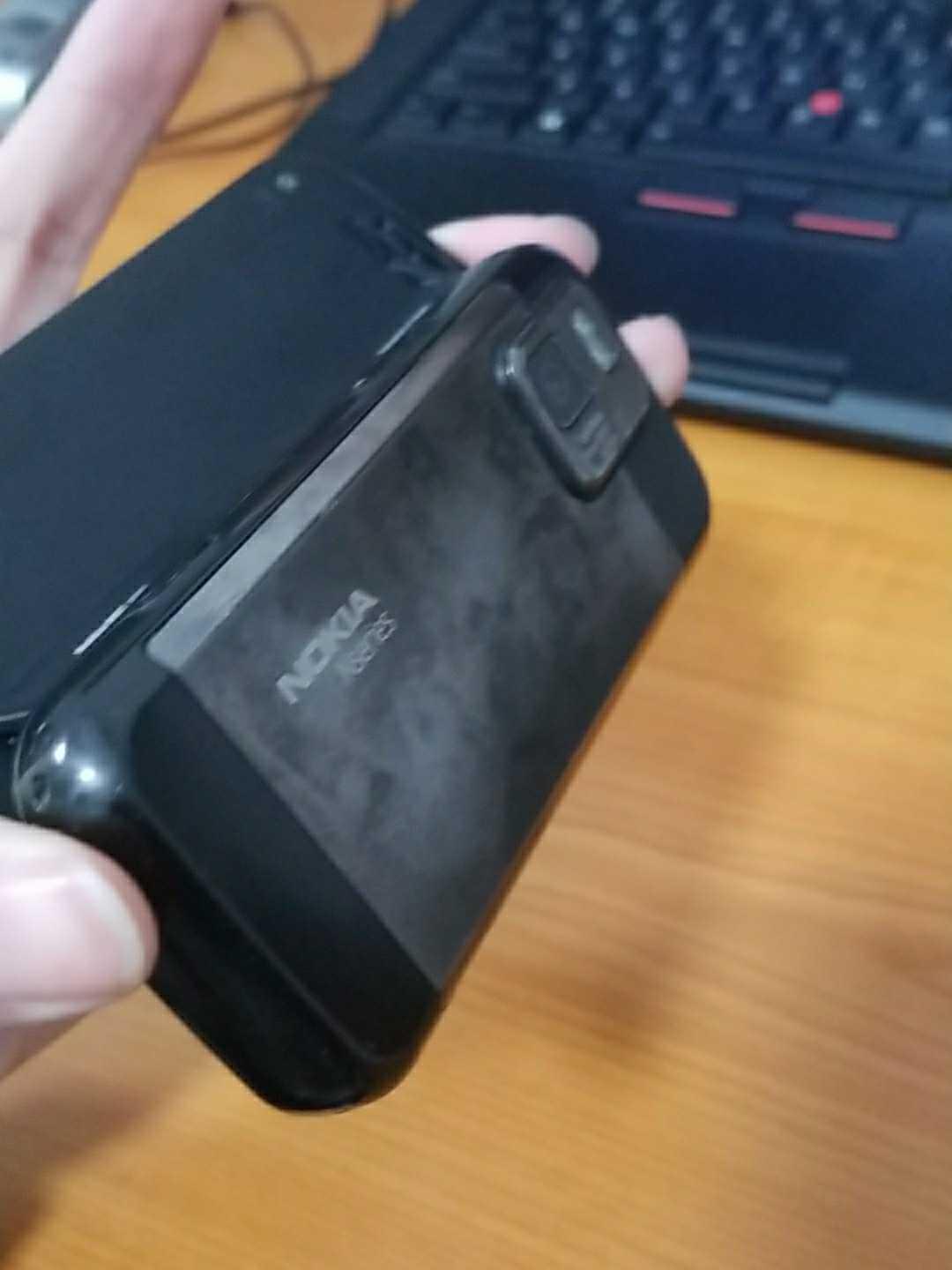 十年后掏出这部“诺记机皇”，电阻屏体验太糟心了，指甲都扣断了