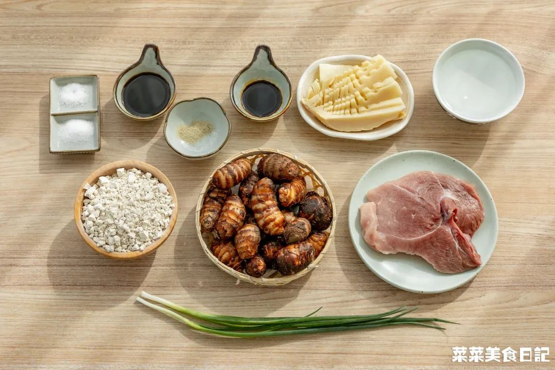 偷师自20年老店！这肉我都论盆吃，太美味了