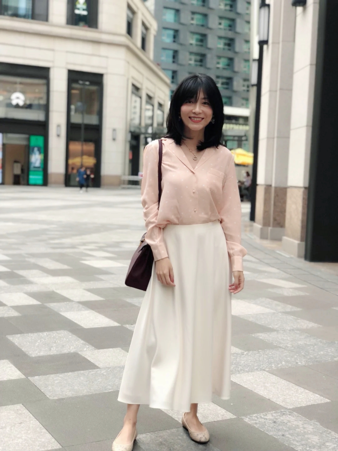 40岁女人烫发显年轻,40岁适合的减龄烫发