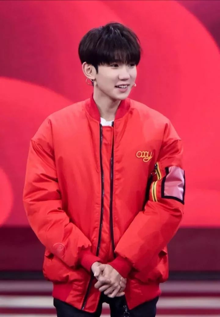 易烊千玺同款小众好物,易烊千玺蔡徐坤同款国潮鞋