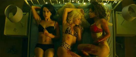 *杀凶**、*交滥**，网飞这部大尺度新剧给我看跪了