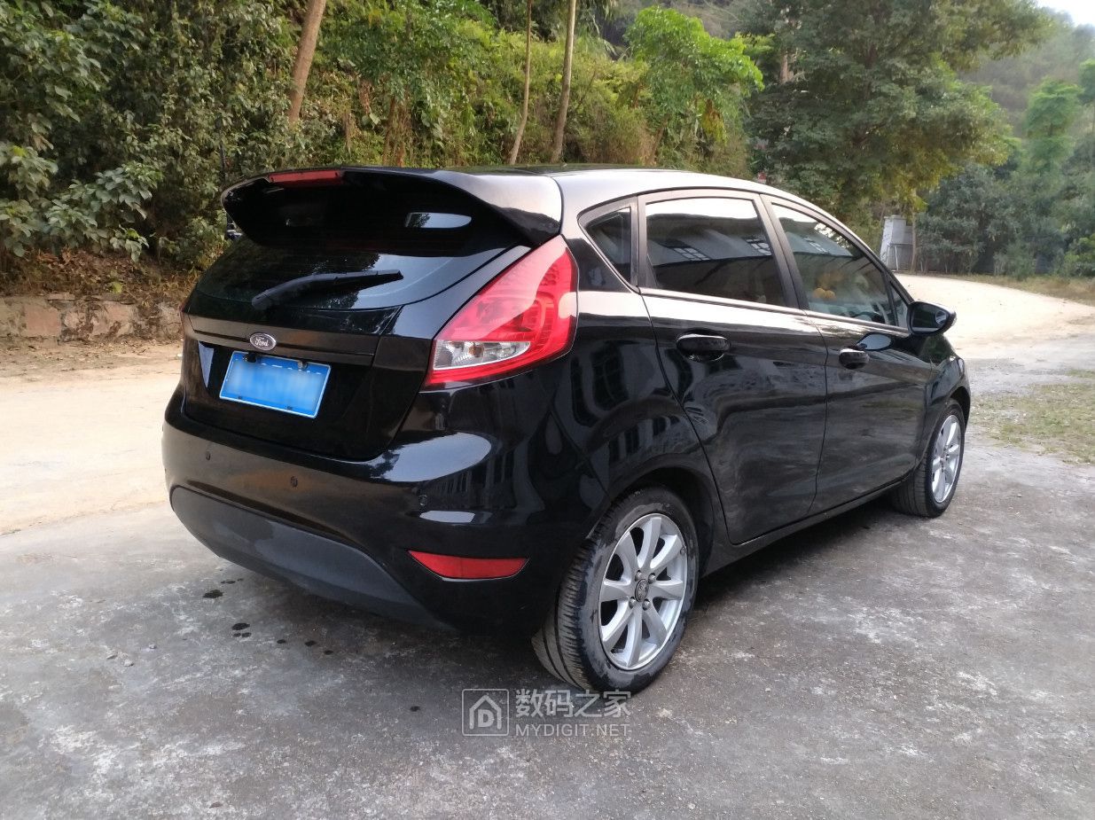 福特嘉年华点烟器拆装,福特嘉年华拆点烟器