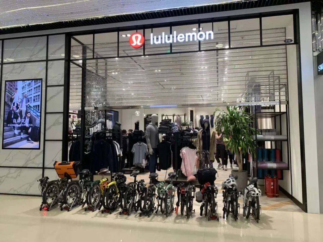 一千元的瑜伽裤,一条瑜伽裤800元