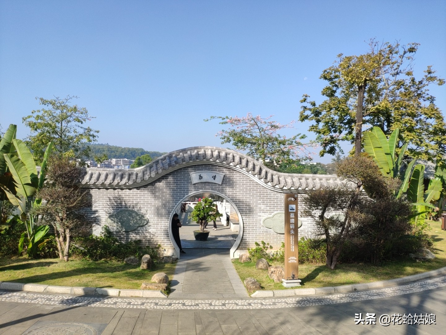 有苎萝西子之美誉的惠州西湖,是国家5*级A**旅游景区,静中带美