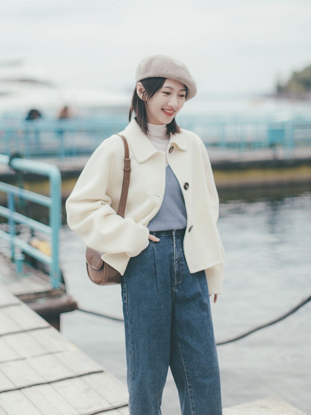 羽绒服加绒裤有哪些穿搭要点,冬季毛呢裤怎么搭配羽绒服