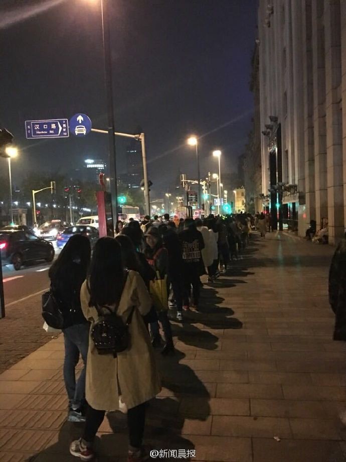 鹿晗现在的境况怎么样,从一线明星到无戏可拍