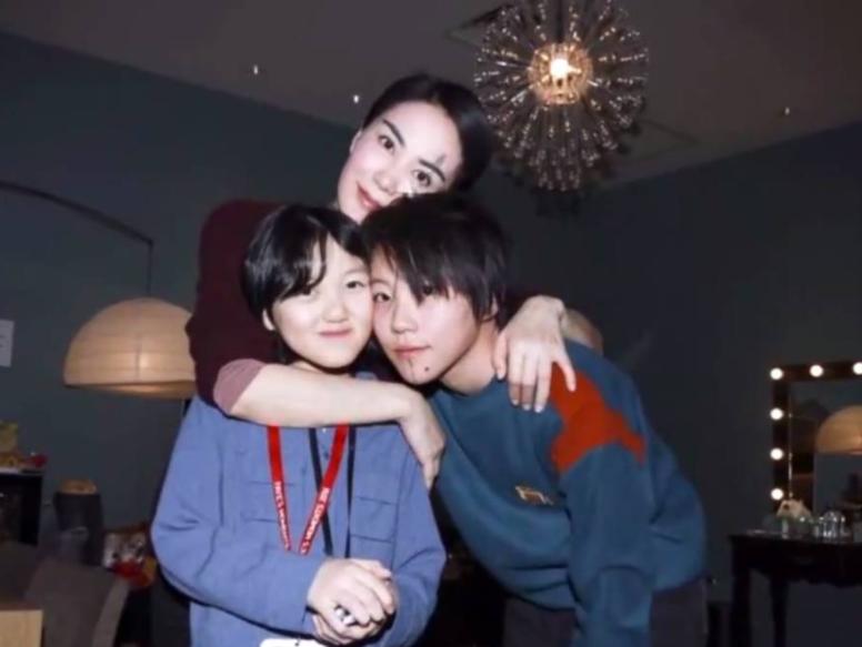 李嫣自卑与自信,李嫣口无遮拦暴露王菲感情状况