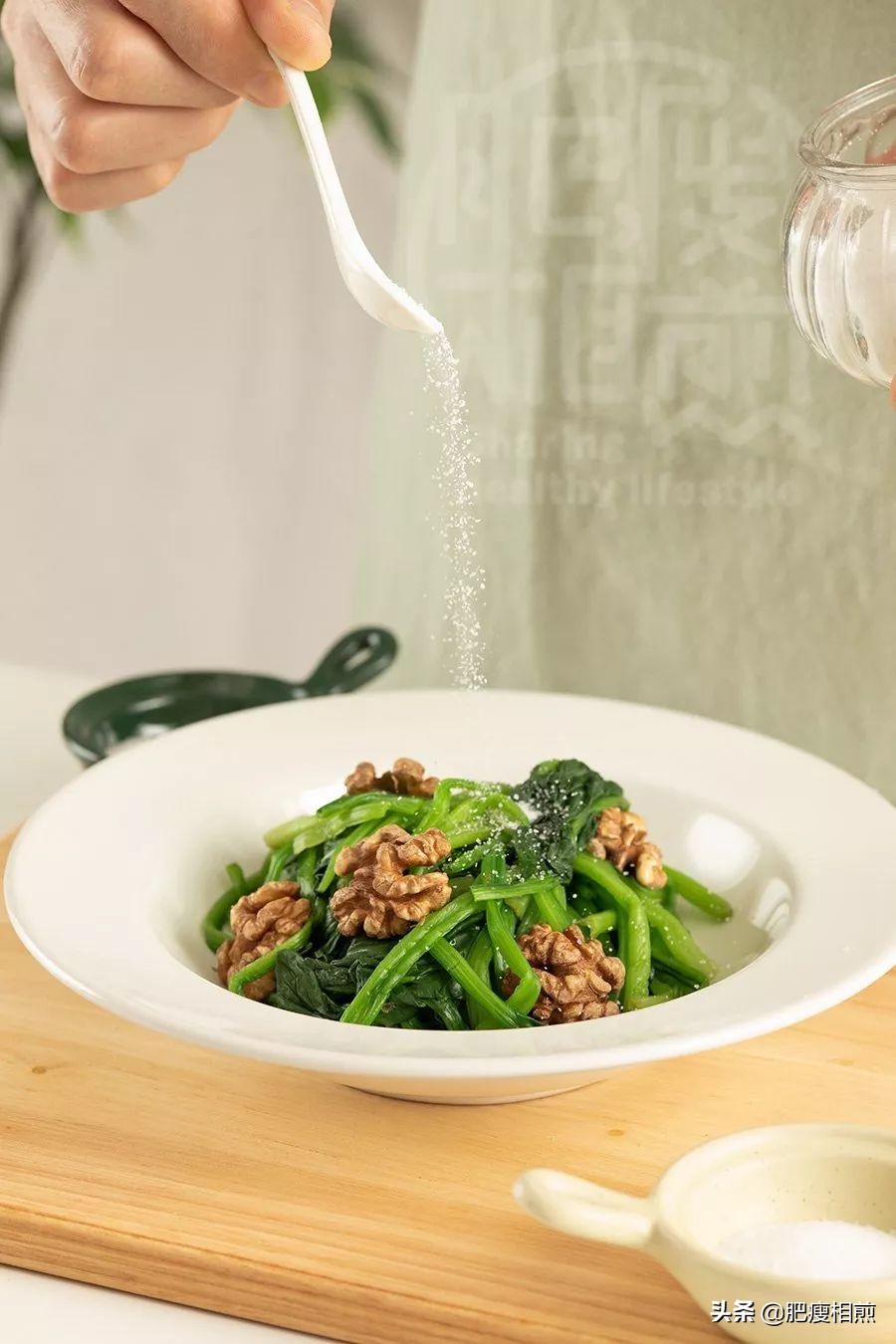 健康|天色已晚,吃颗桃仁醒醒脑吧