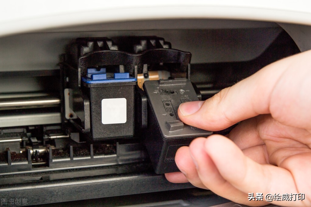 热敏打印墨盒卡住怎么弄,墨盒被卡住