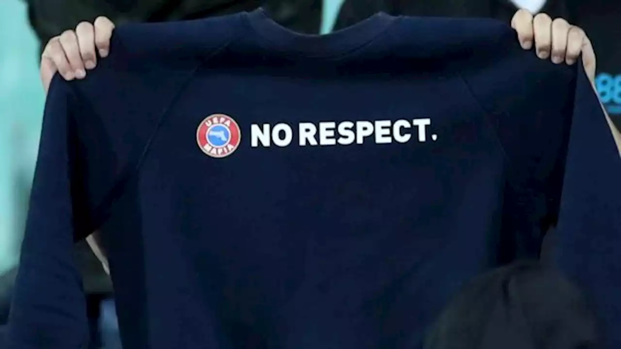 世界足坛“黑暗”一夜，走上场都让他们遭受痛苦