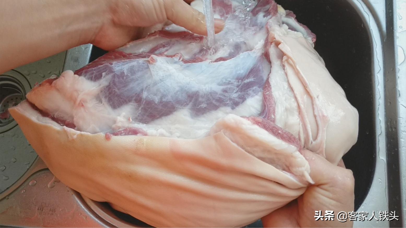 天冷了羊肉火锅怎么做好吃,冬天多吃羊肉教你孜然羊肉的做法