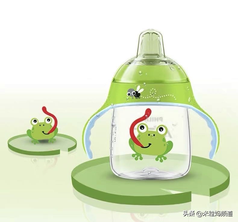 杯子怎么才能让孩子爱喝水,用什么水杯才能让小孩喜欢喝水