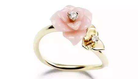 欧泊是矿物吗,欧泊是什么矿物