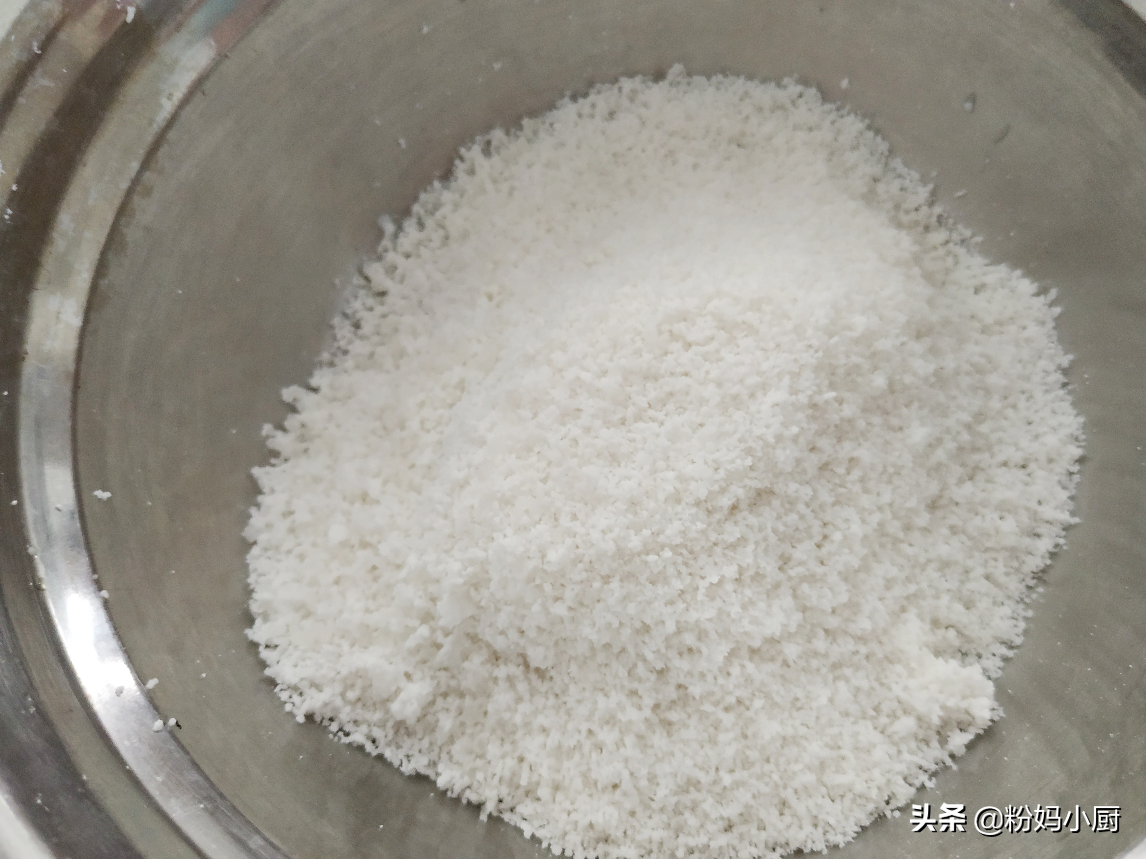 糯米粉粘米粉混合后蒸米皮,芥菜糯米粉和粘米粉怎样蒸成团子