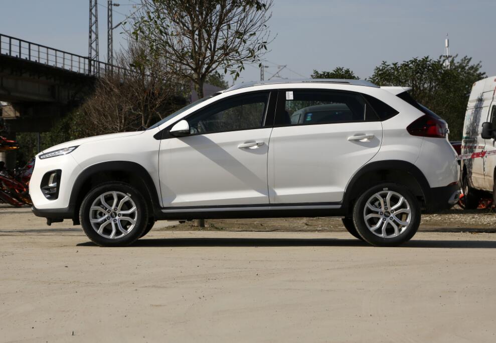 奇瑞瑞虎3x自动挡评测,奇瑞瑞虎3x新款自动挡试驾