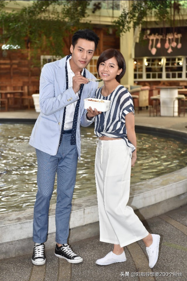 球色怡人,球色怡人莫妮卡贝鲁奇