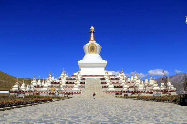 稻城，为了你，8月不上班！不上班