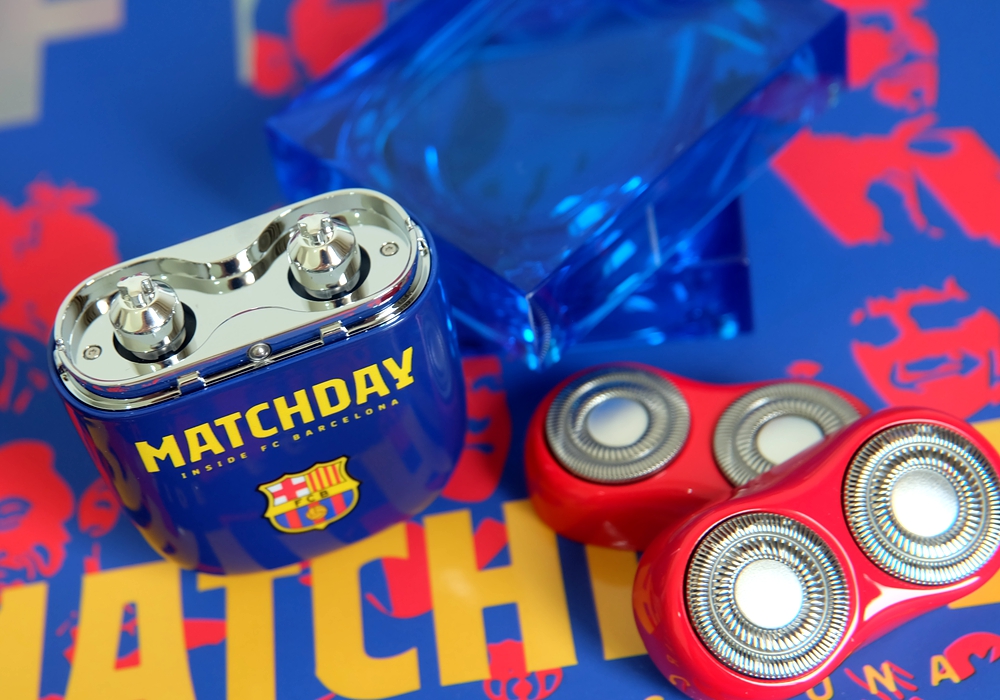 yoose剃须刀联名款有啥区别,迷你剃须刀巴塞罗那联名