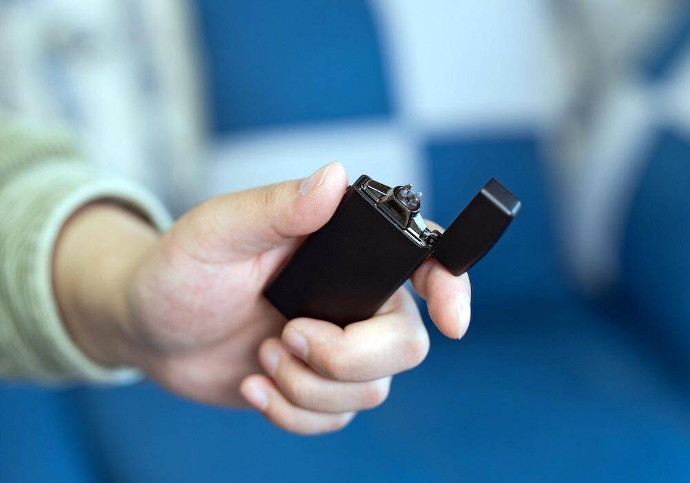 极蜂等离子电弧打火机评测,极蜂电弧充电打火机