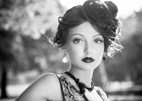 女朋友说她很生气如何高情商回复,女生说生气了我不认识你怎么回复