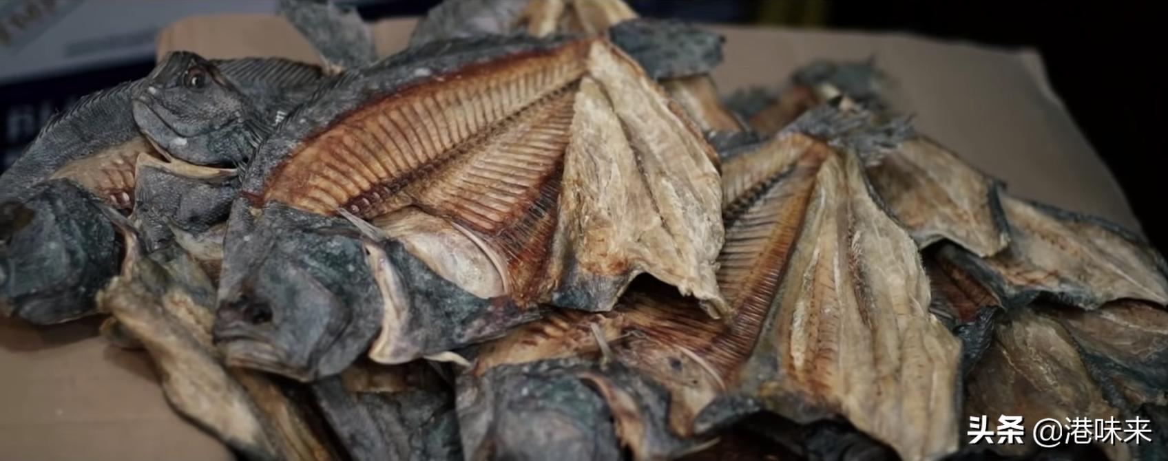 客人没钱老板直接请吃饭，打拼37年拥5间店云吞面照卖29港币