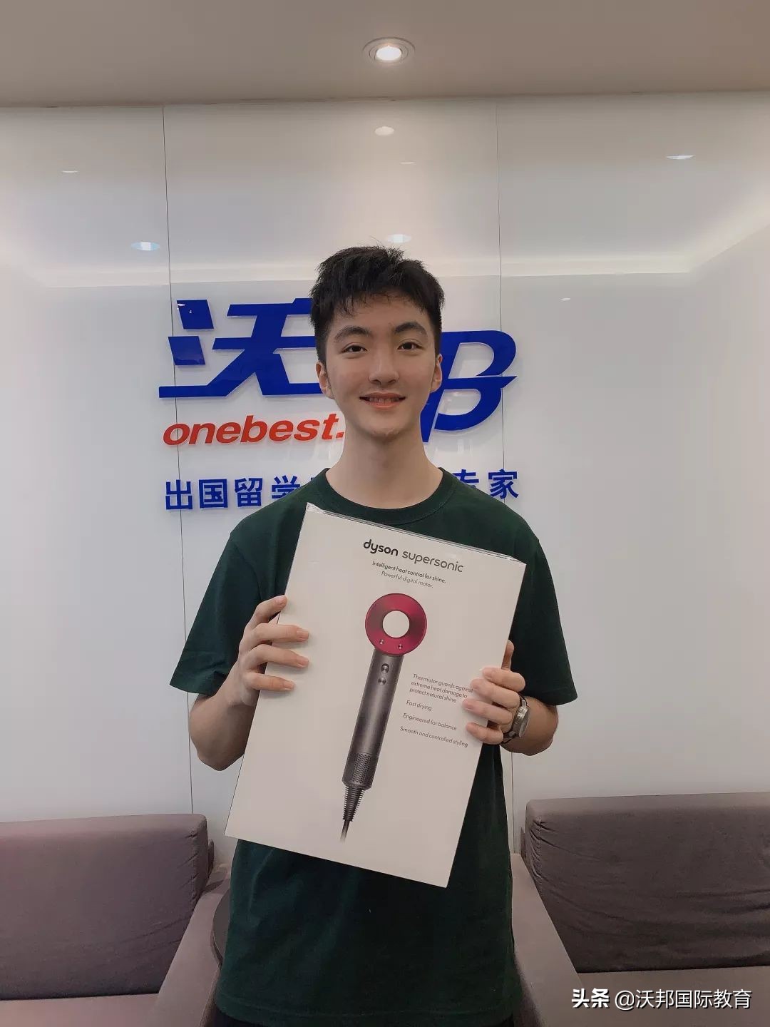 沃邦高分学员|聪明讨喜、潜力无限,IELTS首考斩获7.5分