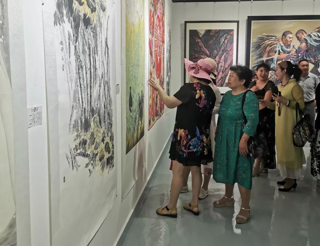 丹东周国军美术馆,丹东美术馆音乐厅