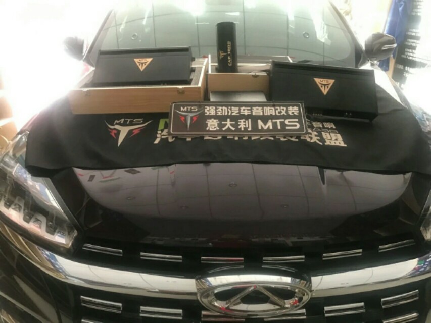 奇瑞suv瑞虎8plus,奇瑞suv瑞虎3手动改装