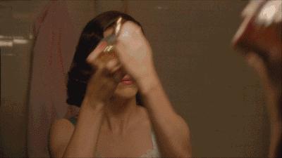 姑娘，你身体的味道暴露了你的秘密......