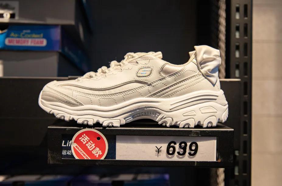 用不着加群拼团！来罗马春天奥莱，做真正的气质名媛