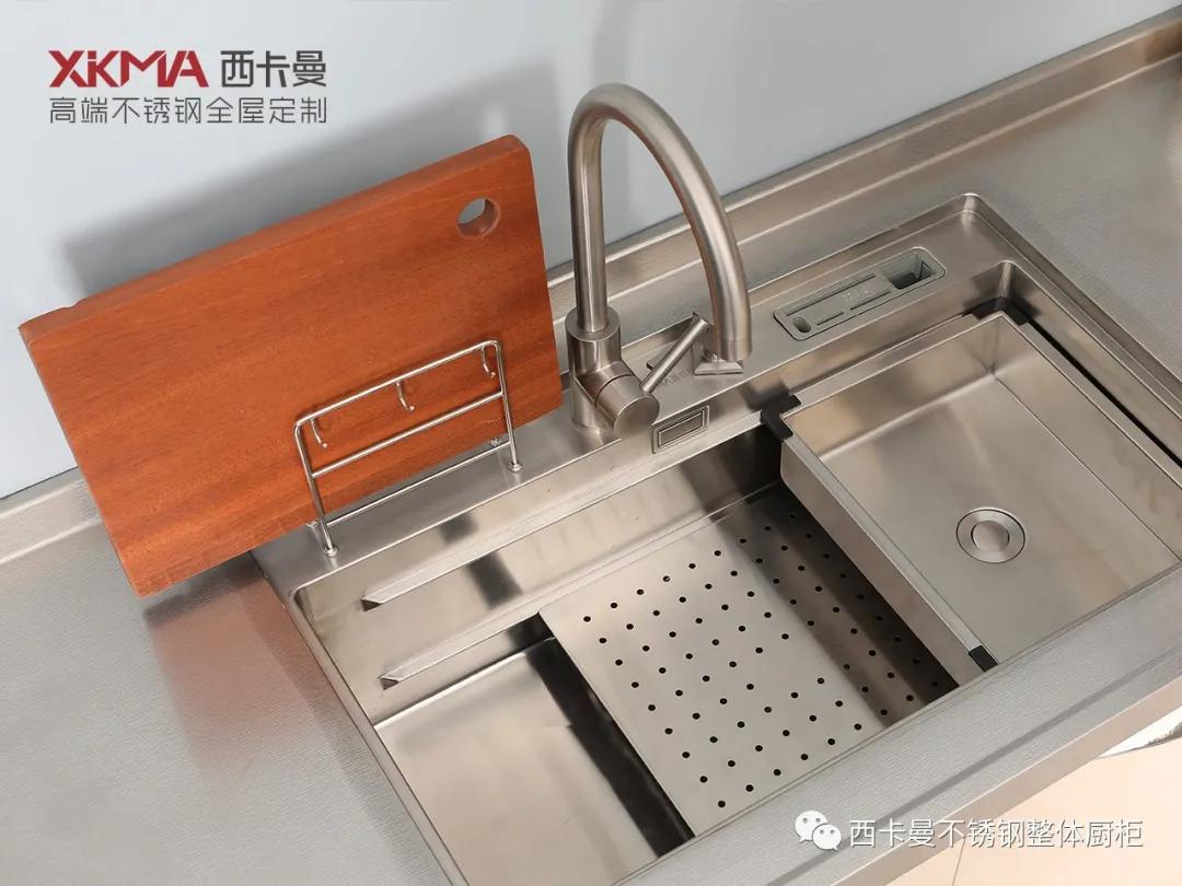 让不锈钢厨柜持久如新,日常清洁保养少不了