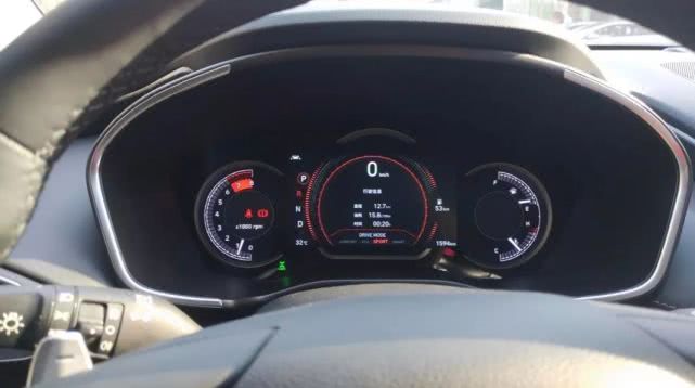 北京现代第四代胜达详细介绍,正面竞争和错位竞争