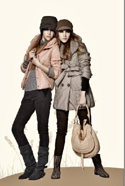 冬季羽绒服显瘦显高穿搭,适合小个子穿的羽绒服显瘦