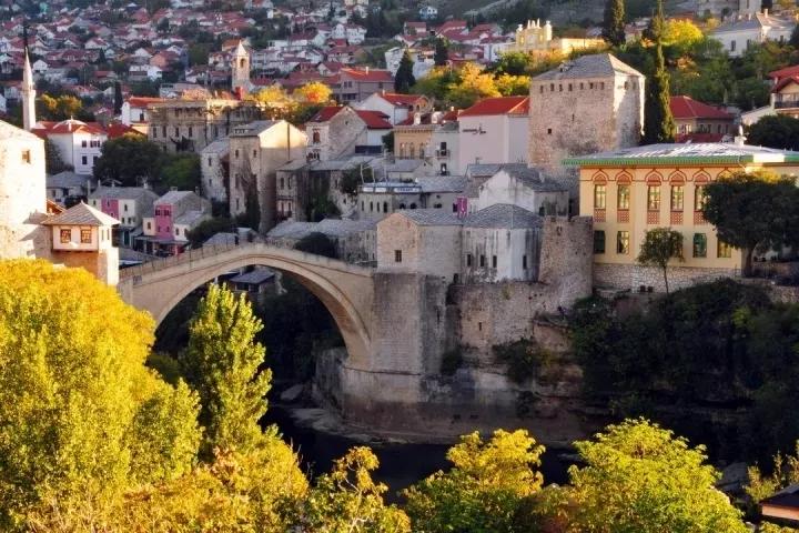 黑山和塞尔维亚对中国免签吗,塞尔维亚第一个对中国免签的国家