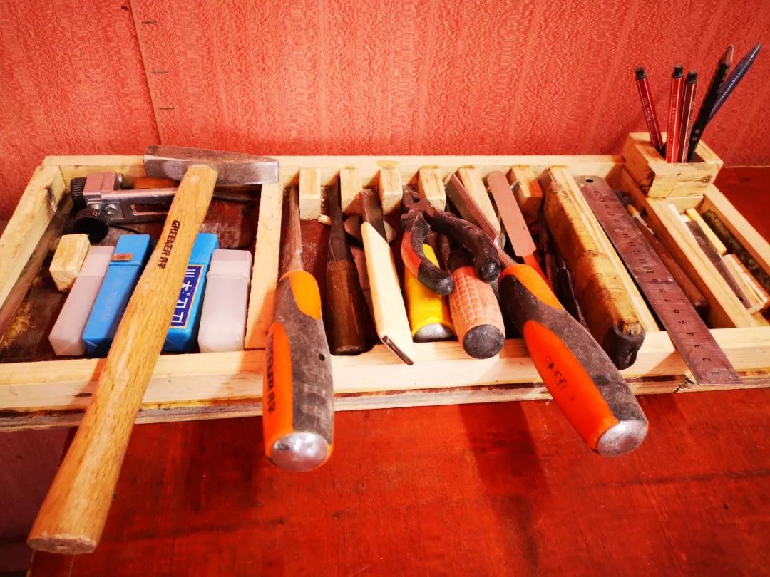 张家界吉他手工制作,张家界手工吉他