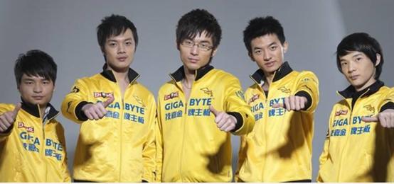 dota2牛逼战队成员,dota2ybb战队老板