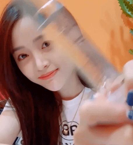 38岁全智贤不愧是国民女神 (年轻时的全智贤满满的胶原蛋白)