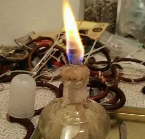 随便砍竹子做金箍棒,随便捡一节树枝雕刻木剑