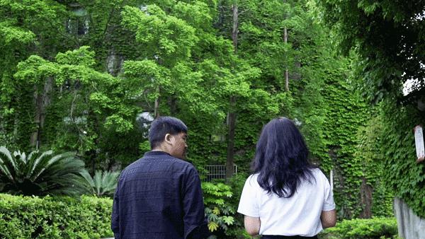 宁波夫妻租下1000㎡破厂亲手改造，搭出超美房中房