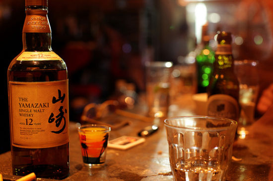 威士忌兑啤酒能喝吗,百龄坛威士忌兑什么饮料喝