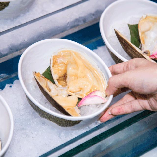 航母海鲜自助,陆家嘴自助帝王蟹