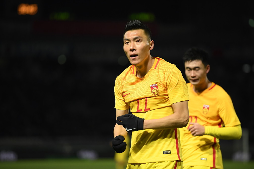 东亚杯国足0比3不敌韩国,东亚杯国足韩国直播