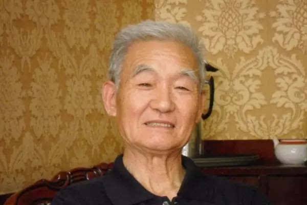 眉毛比眼睛短的人长寿,眉毛短的人能长寿