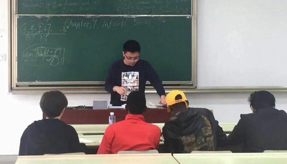 上海表兄弟,上海双胞胎兄弟考上大学