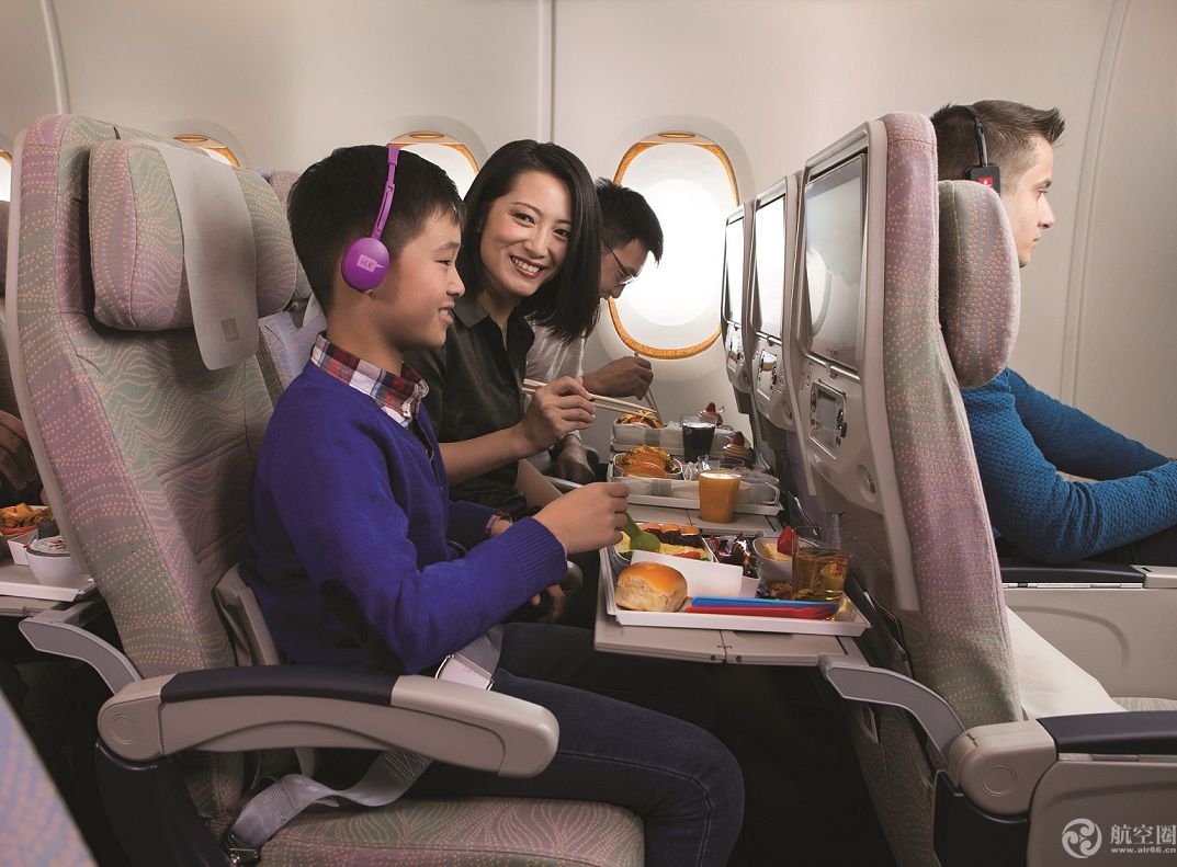 外航空姐制服大比拼 (外航制服赏析视频)