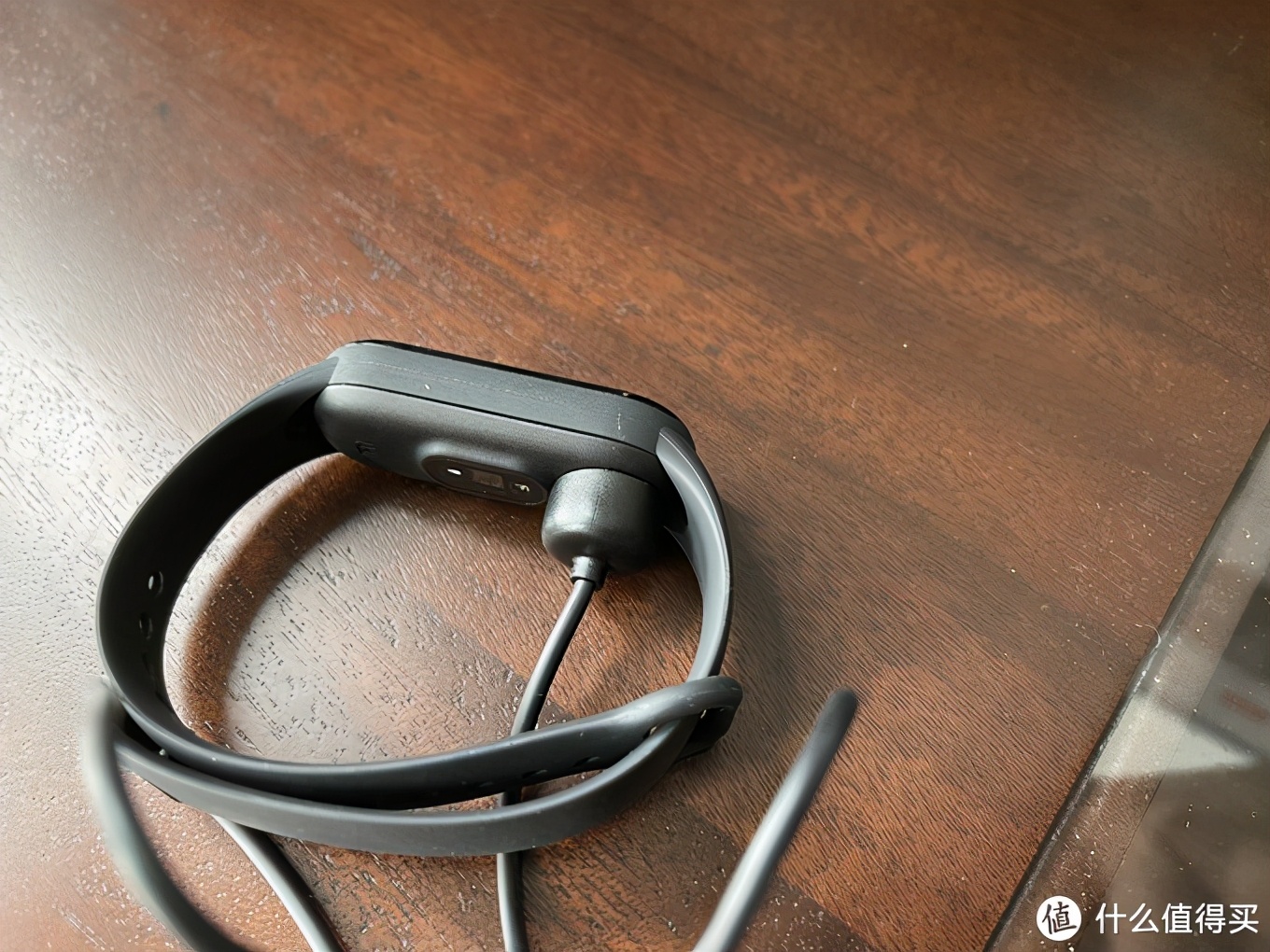 小米手环和applewatch哪个比较准,小米手环6对比小米手环5